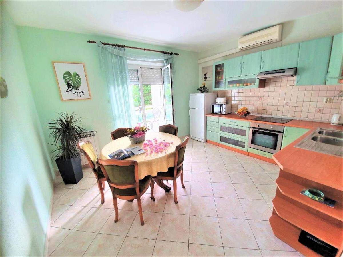Apartments Angela Кампор Экстерьер фото