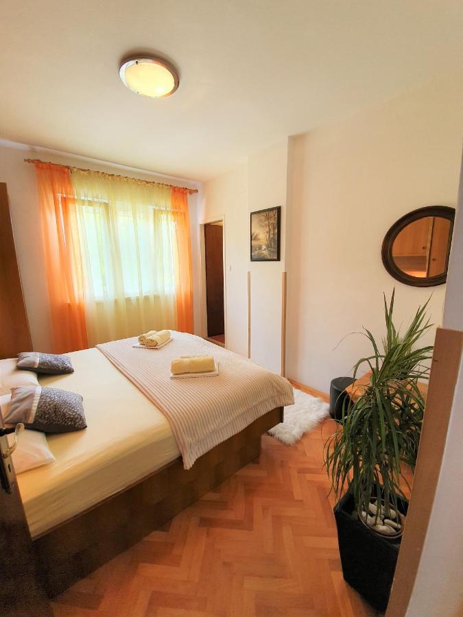 Apartments Angela Кампор Экстерьер фото