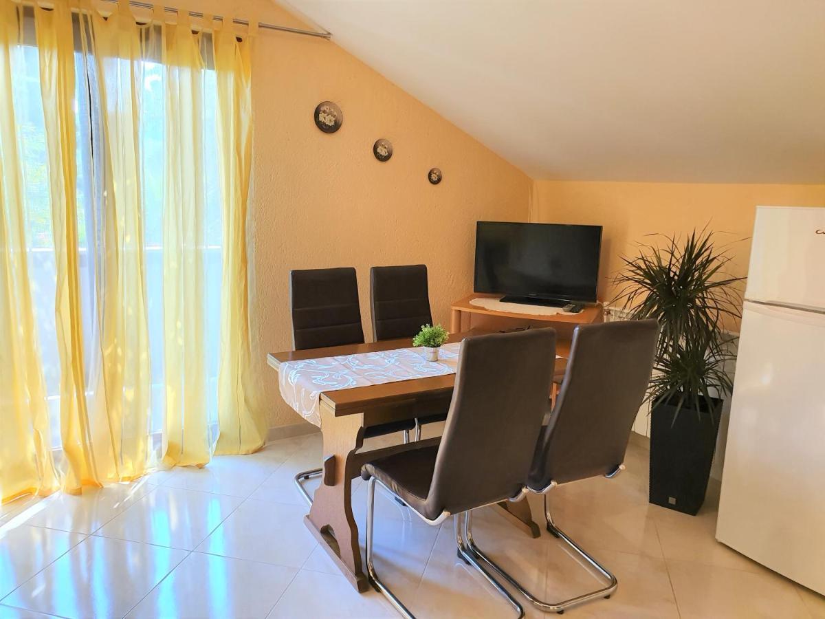 Apartments Angela Кампор Экстерьер фото